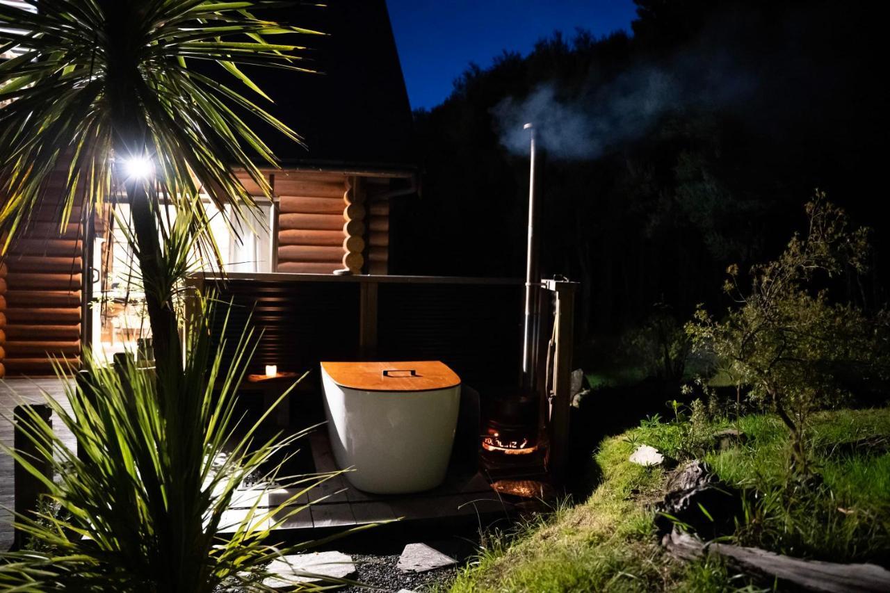 Totara Lodge - Unwind, Relax & Enjoy - Mt Lyford Exterior photo